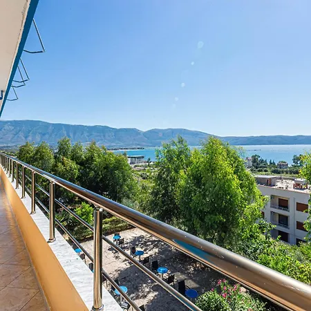 Radhima Sea View 1 - Kitchen, Parking & Balcony Vlorë