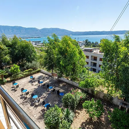 Apartamento Radhima Sea View 1 - Kitchen, Parking & Balcony Vlorë